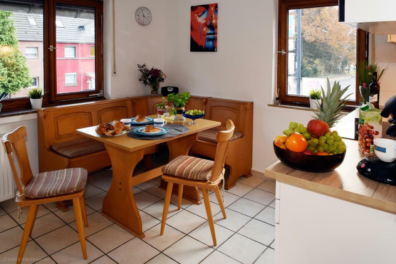Haus Gronau Leilighet Bergisch Gladbach Eksteriør bilde